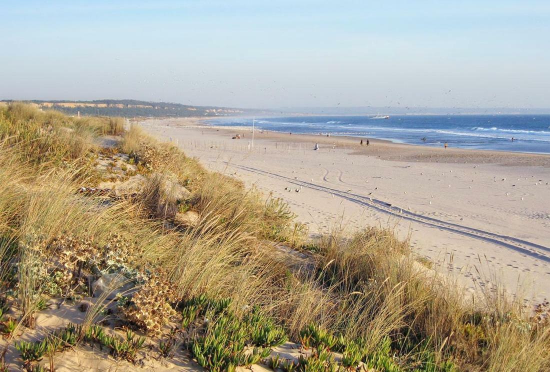 Besthomestay- Caparica Beach Lisbon Алмада Экстерьер фото